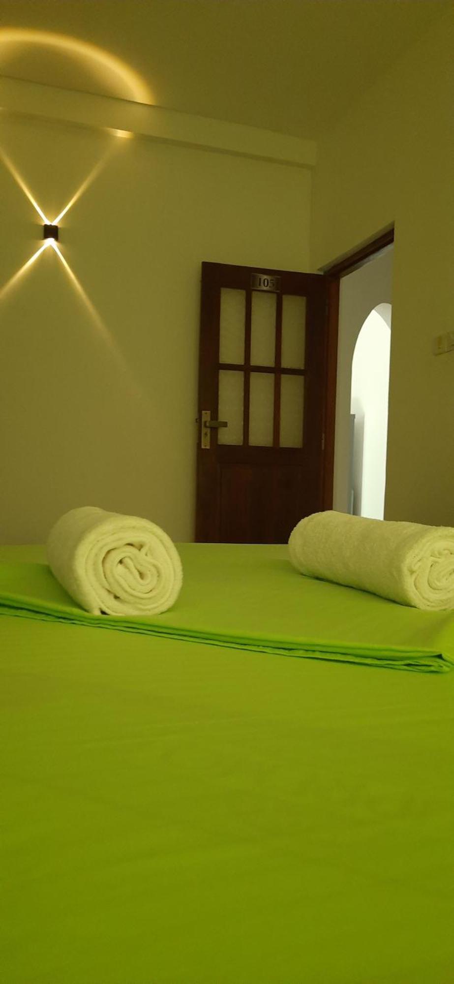 Seven Luck Palace Kandy Ngoại thất bức ảnh